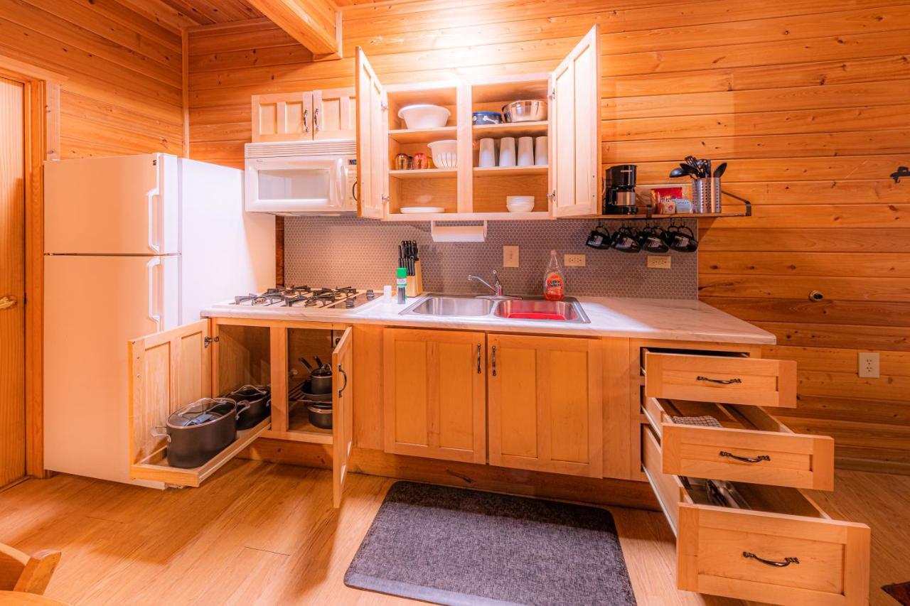 Cabin #4 The Wolves Den - Pet Friendly- Sleeps 6 - Playground & Game Room Пейсон Екстер'єр фото